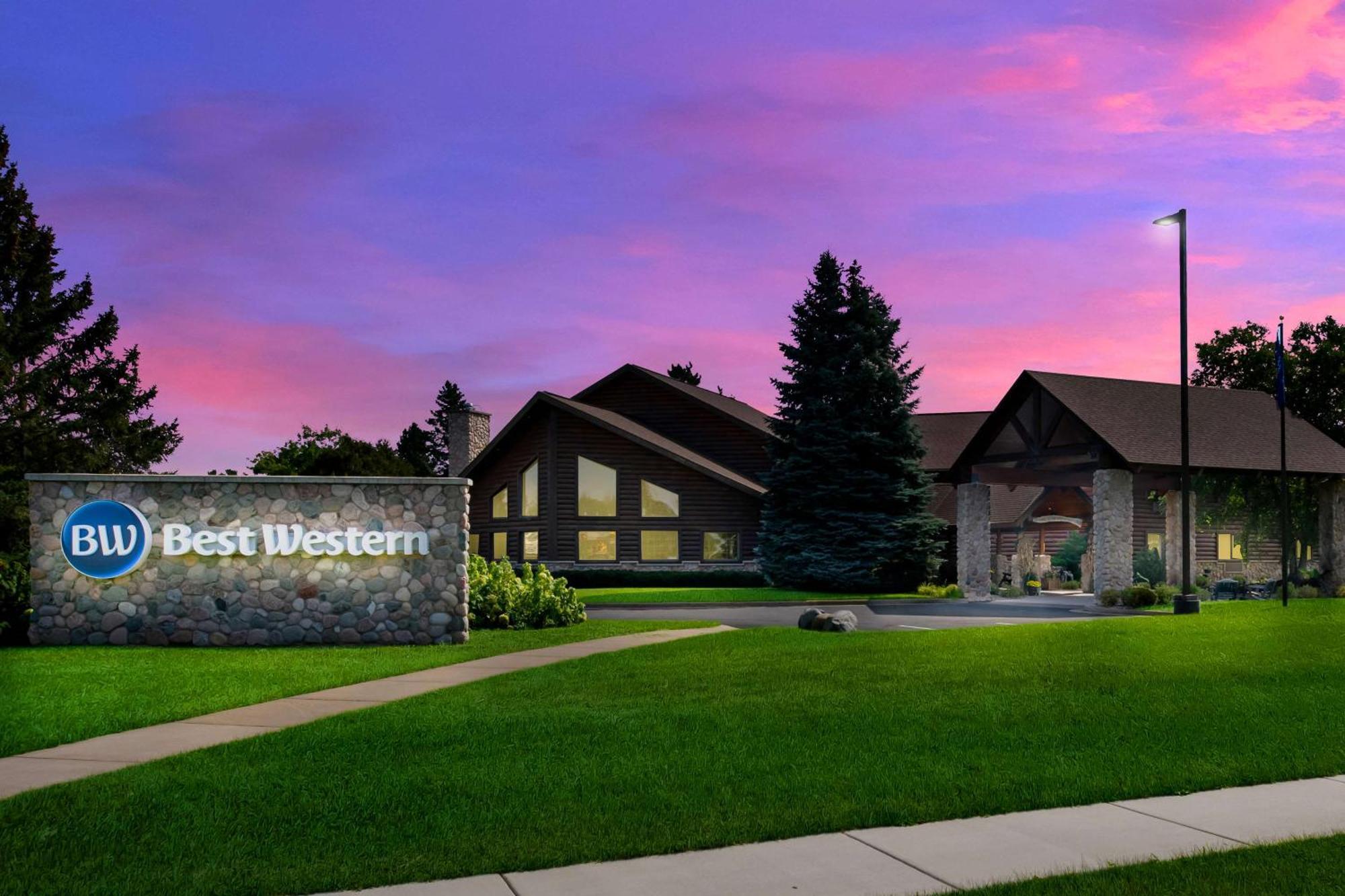 Best Western Northwoods Lodge Siren Eksteriør billede